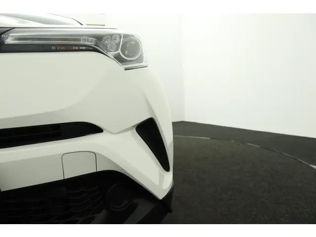 Toyota C-HR 1.2 Comfort 2017 Benzine 35