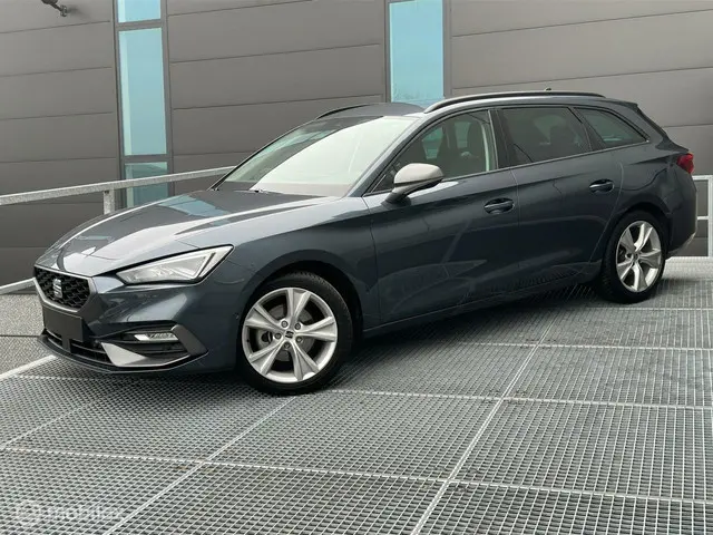 SEAT Leon Sportstourer 1.5 eTSI FR Business 2024 Benzine 10