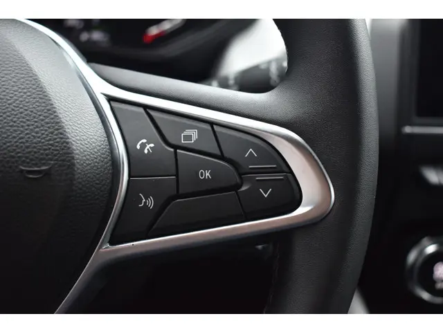 Renault Clio TCe 90 Techno 2022 Benzine 24
