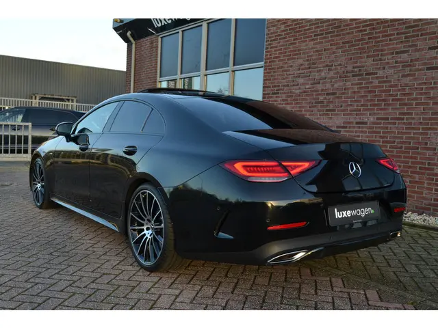 Mercedes-Benz CLS 450 4M Ed.1 AMG 2019 Benzine 31
