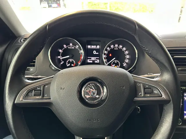 Škoda Yeti Outdoor 1.2 TSI Greentech JOY 2016 Benzine 16
