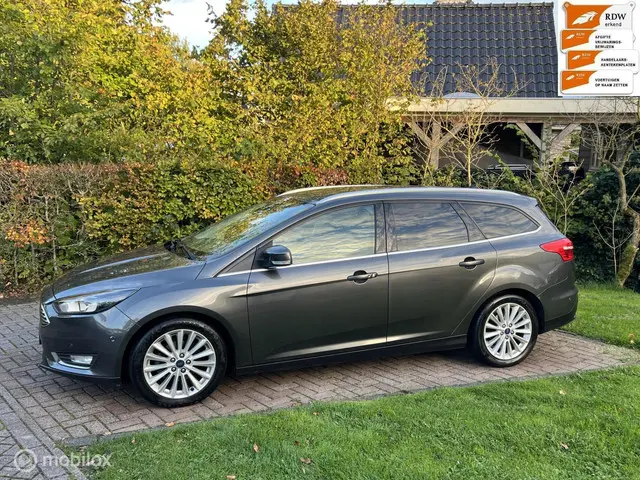 Ford Focus Wagon 1.0 Titanium 2017 Benzine 8