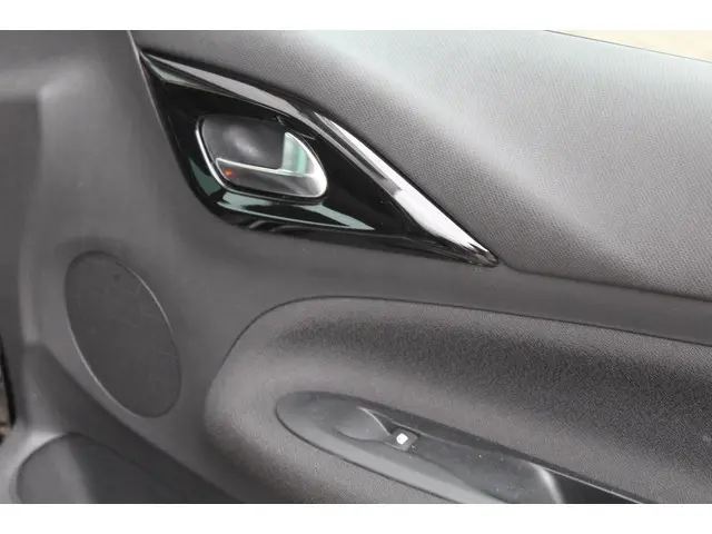 Citroën DS3 1.2 VTi So Chic 2013 Benzine 22