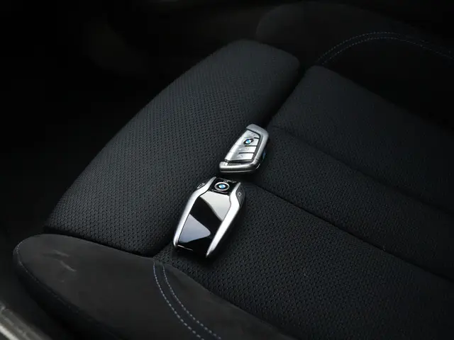 BMW 5 Serie Touring 520i High Executive 2019 Benzine 28