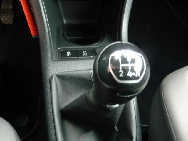 Volkswagen up! 1.0 BMT high up! 2019 Benzine 21