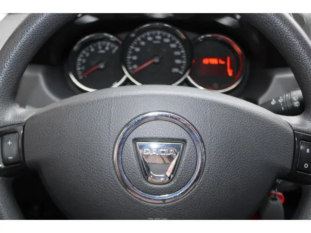 Dacia Duster 1.2 TCe 4x2 Lauréate 2014 Benzine 14