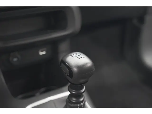 Citroën C3 PureTech 110 Feel 2023 Benzine 38