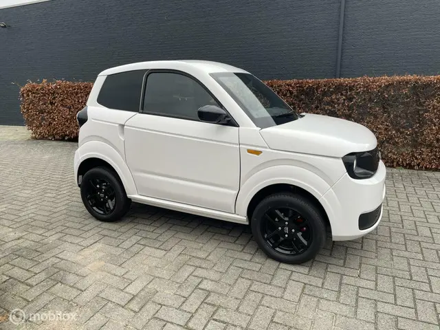 Ligier Myli Brommobiel I.DEAL 8 kWh 2023 Elektrisch 2