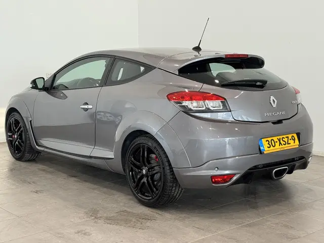 Renault Mégane Coupé 2.0 Turbo 250 RS 2012 Benzine 6