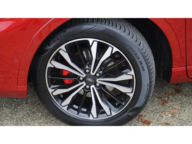 Ford Kuga 2.5 225pk PHEV ST-Line X 2021 Hybride Benzine 68