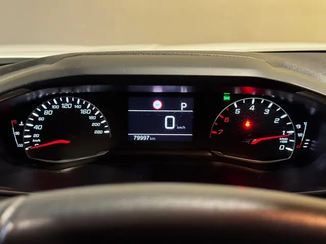 Peugeot 2008 1.2 Blue Lease Active 2021 Benzine 29