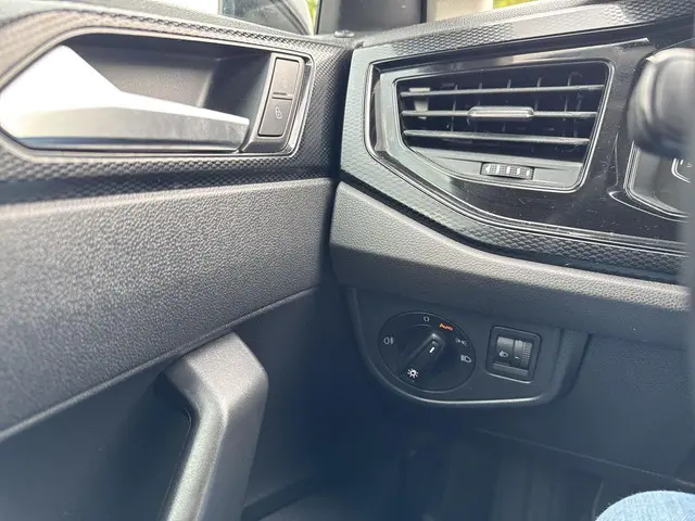 Volkswagen Polo 1.0 TSI Life Business 2023 Benzine 20