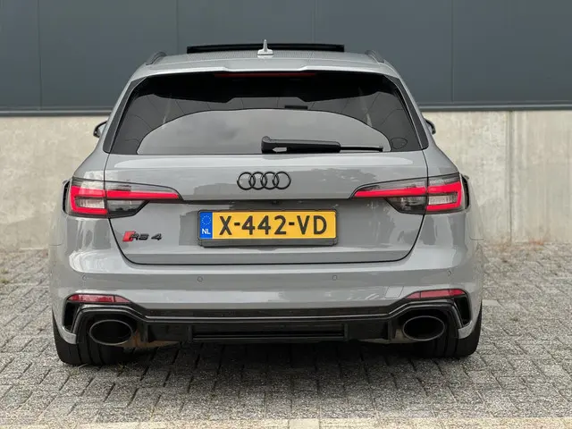 Audi RS4 Avant 2.9 TFSI RS 4 quattro 450 pk 2018 Benzine 5