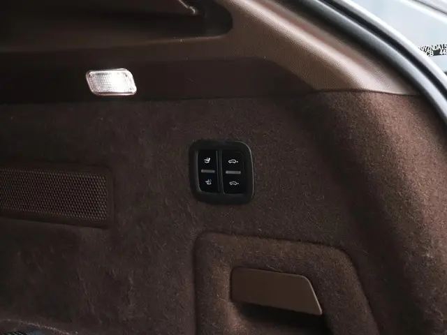 Porsche Cayenne 3.0 E-Hybrid 2022 Hybride Benzine 18