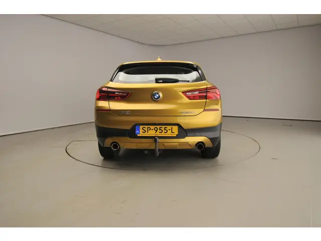 BMW X2 3