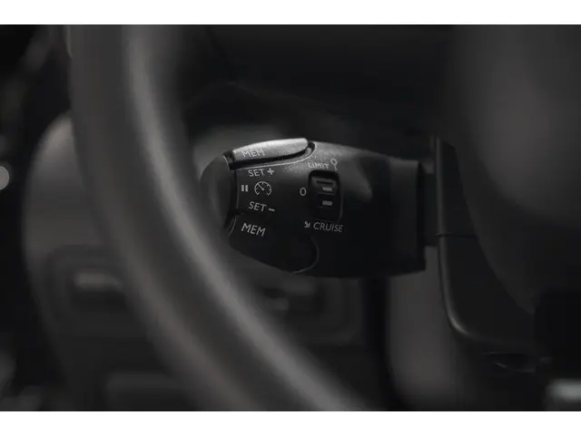 Citroën C3 Aircross PureTech 130 EAT6 Max 2024 Benzine 32