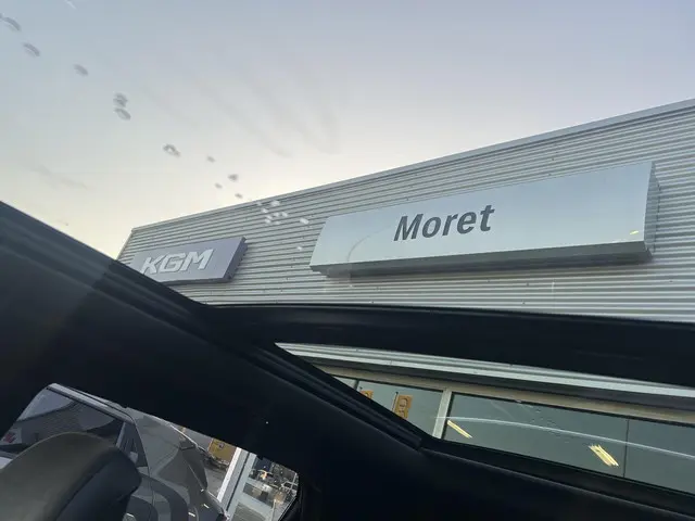 KGM Actyon Hybrid PLATINUM + 2026 Benzine 13