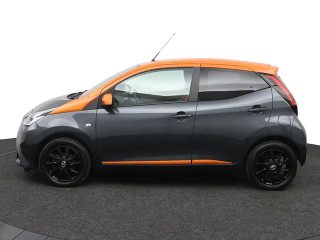 Toyota Aygo 1.0 VVT-i x-JBL 2021 Benzine 3