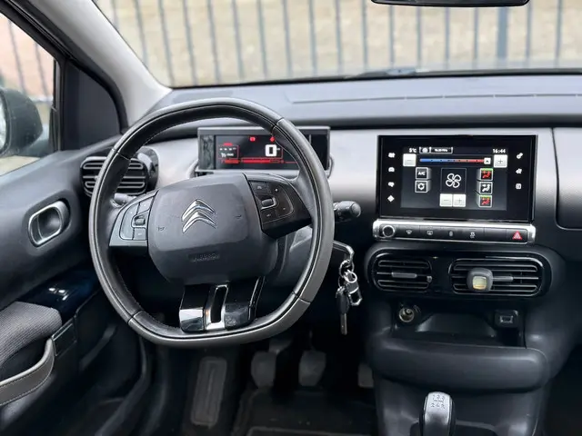 Citroën C4 Cactus 1.2 PureTech Business 2015 Benzine 15