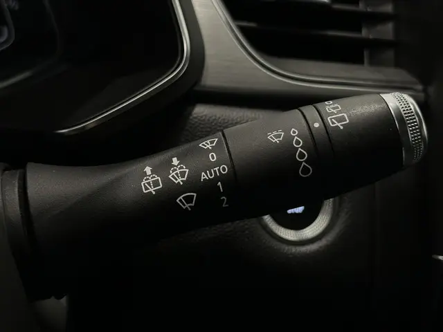 Renault Captur 1.0 TCe 100 Intens 2020 Benzine 32