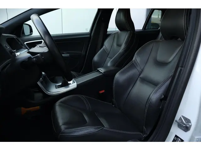 Volvo V60 2.0 T3 Polar+ Dynamic 2017 Benzine 9