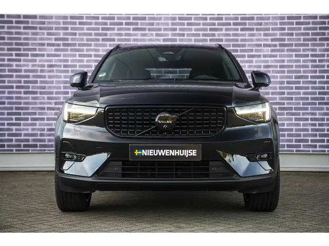 Volvo XC40 2.0 B3 Plus Black Edition 2025 Benzine 10