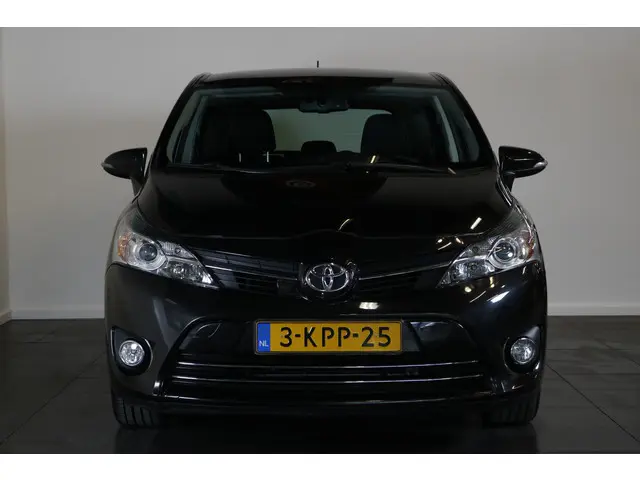Toyota Verso 1.8 VVT-i Business 2013 Benzine 6