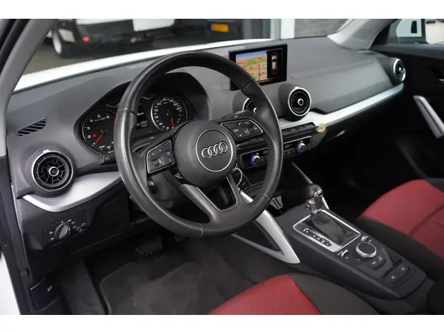 Audi Q2 35 TFSI epic 2020 Benzine 41