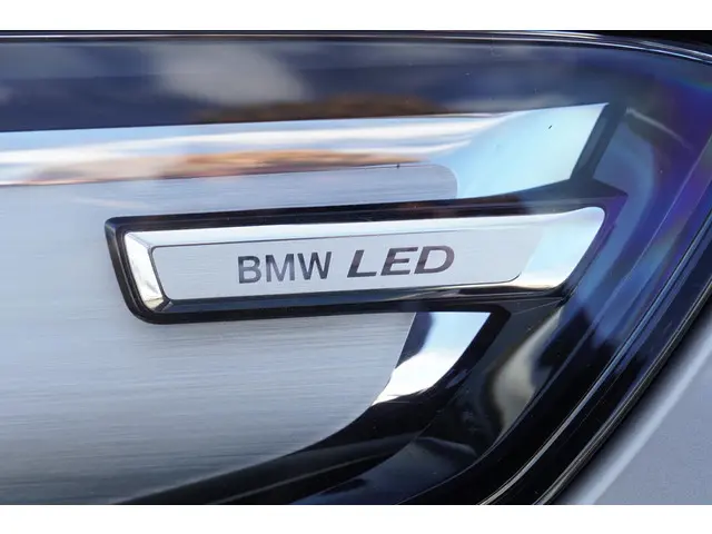 BMW X1 xDrive25e 2024 Hybride Benzine 26