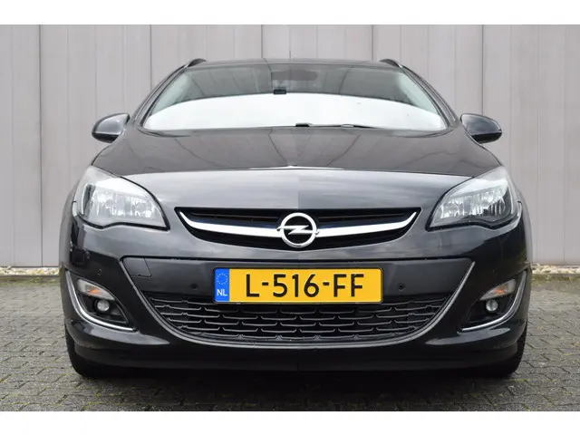 Opel Astra Sports Tourer 1.4 Turbo Sport 2013 Benzine 15