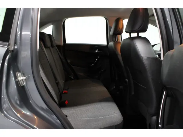 Citroën C3 1.0 PureTech Collection 2015 Benzine 18