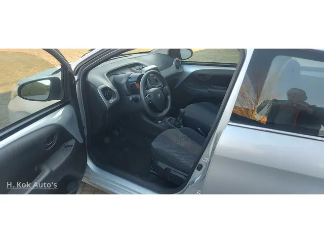 Peugeot 108 1.0 e-VTi Active TOP! 2015 Benzine 10
