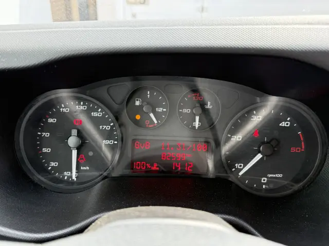 Iveco Daily 35S14 2.3 2019 Diesel 24