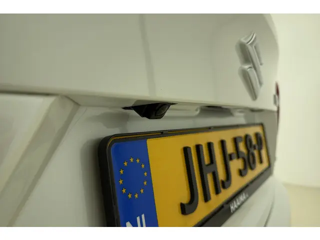 Suzuki Ignis 1.2 Smart Hybrid Select 2022 Benzine 3