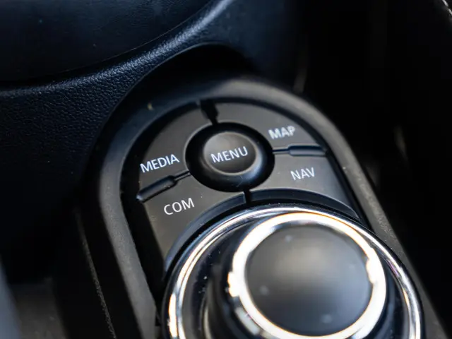 MINI 3-Deurs Cooper 2022 Benzine 22