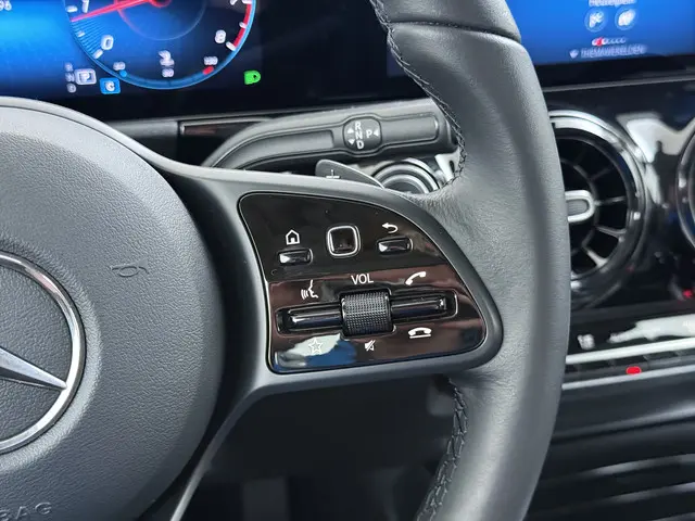 Mercedes-Benz B-Klasse 180 Style 2020 Benzine 22