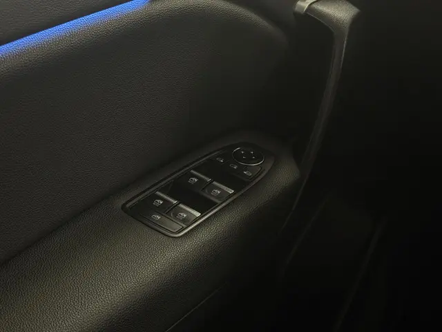 Renault Captur 1.0 TCe 100 Intens 2020 Benzine 25