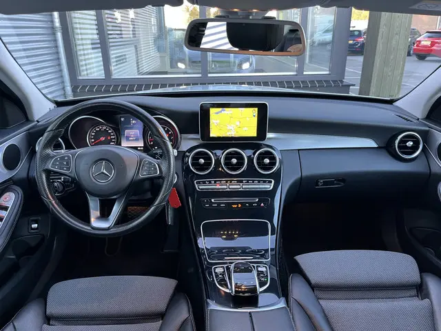 Mercedes-Benz C-Klasse 180 Prestige 2014 Benzine 27