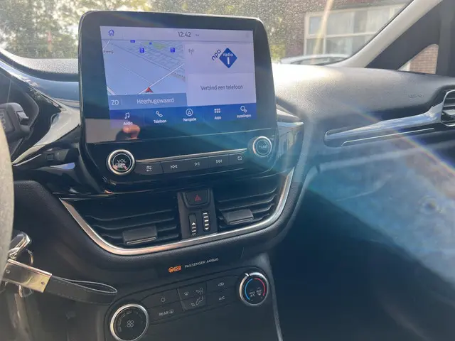 Ford Fiesta 1.0 EcoBoost Connected 2022 Benzine 12