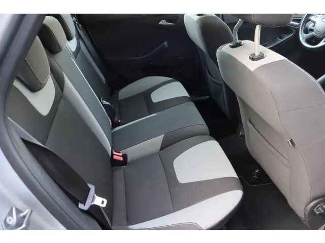 Ford Focus Wagon 1.0 EcoBoost Titanium 2014 Benzine 15