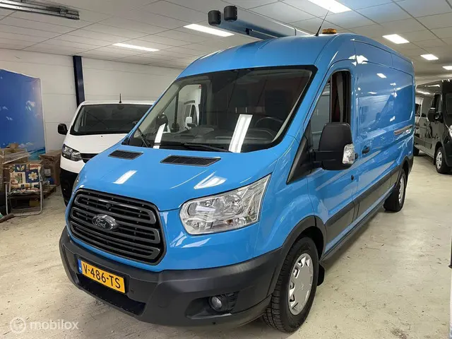 Ford Transit 350 2.0 TDCI L3H2 Ambiente 2018 Diesel 2