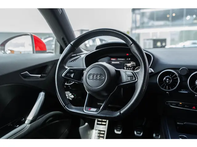 Audi TT 2.0 TFSI 2015 Benzine 22