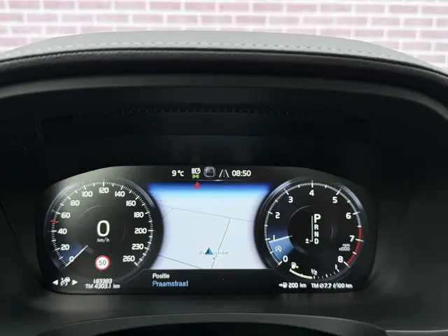 Volvo V90 2.0 T4 Business Luxury+ 2020 Benzine 38