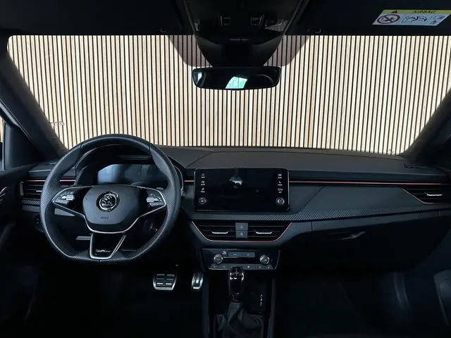 Škoda Kamiq 1.0 TSI Monte Carlo 2024 Benzine 21