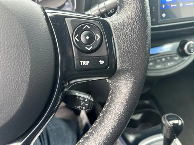 Toyota Yaris 1.5 Hybrid Aspiration 2019 Hybride Benzine 12