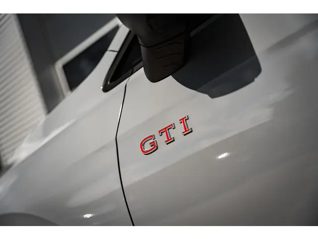 Volkswagen Golf 8.5 2.0 TSI GTI 2024 Benzine 18