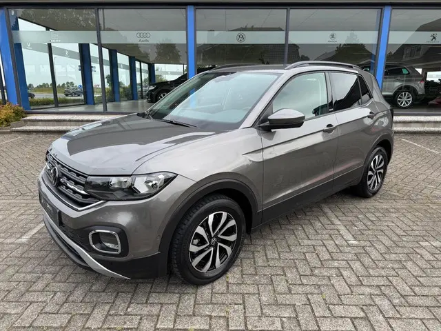 Volkswagen T-Cross 2