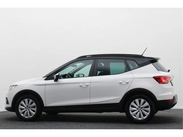 SEAT Arona 1.0 TSI Style Business Intense 2019 Benzine 16
