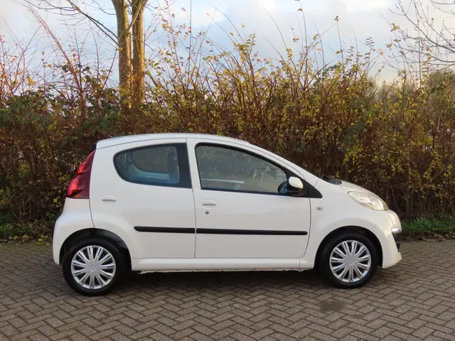 Peugeot 107 1.0 Active *2e EIG ! 2013 Benzine 6