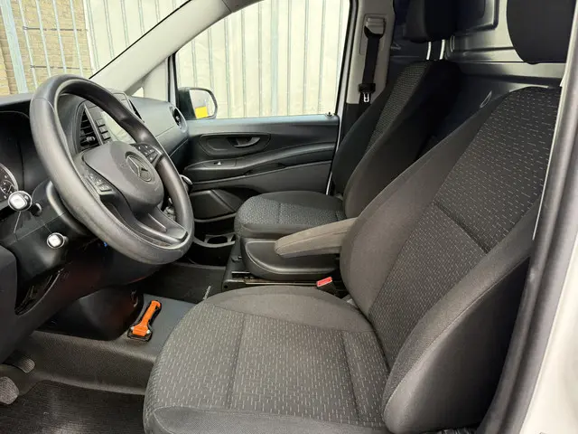 Mercedes-Benz Vito 116 CDI Extra Lang 2020 Diesel 31